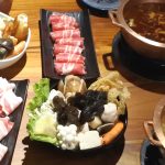 [台中南屯] 老舅的家鄉味公益店~ 鍋底酸菜超多，也有個人鍋可選擇!!